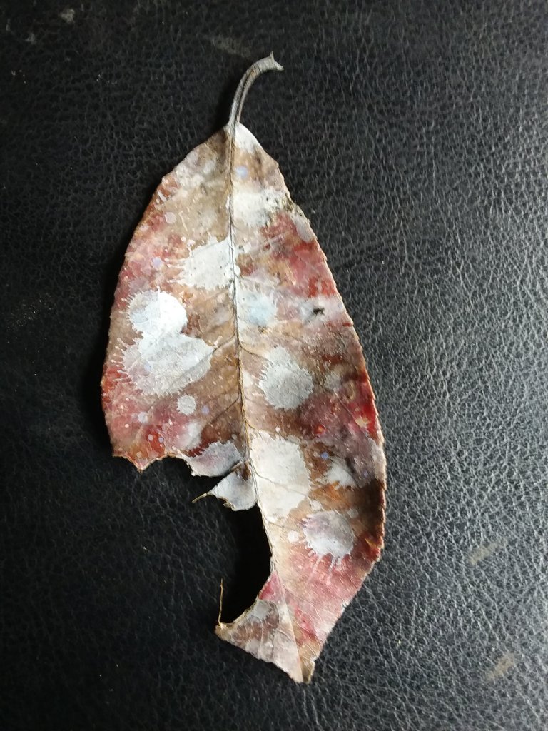 Leaf by Niggle Leaf by Niggle